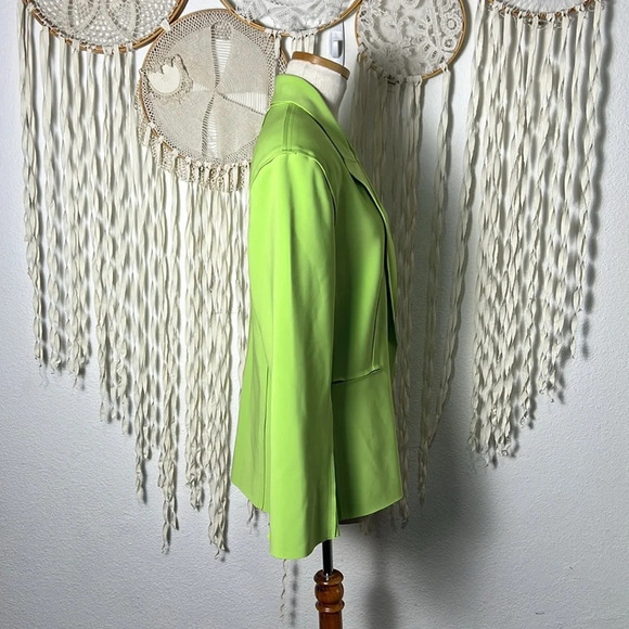 Norma Kamali Peak Lapels Single Breasted Blazer in Neon Green Size M/38 - Picture 3 of 15